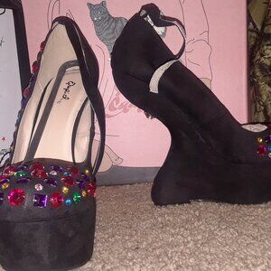 RAINBOW RHINESTONE